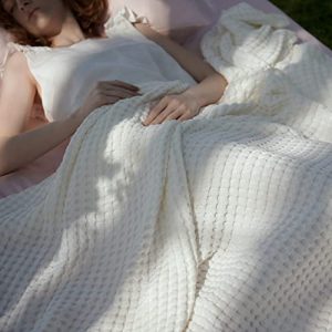 Bedsure Cooling Rayon Blanket - Lightweight Breathable Queen Size Summer Blanket for Hot Sleepers, Luxury Throw for Bed,